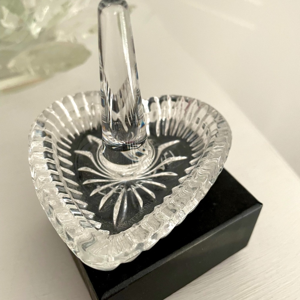 Waterford Giftology Heart Ring Holder